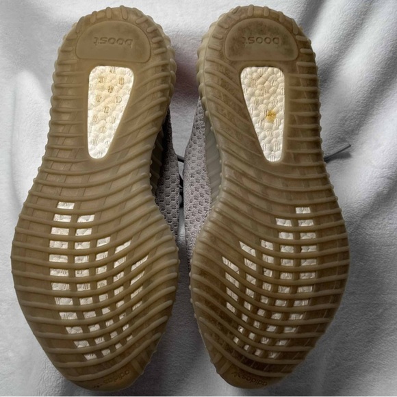 Yeezy Boost 350 V2 “Tail Light” – Men’s Size 12 | W/ Original Box - Picture 8 of 10